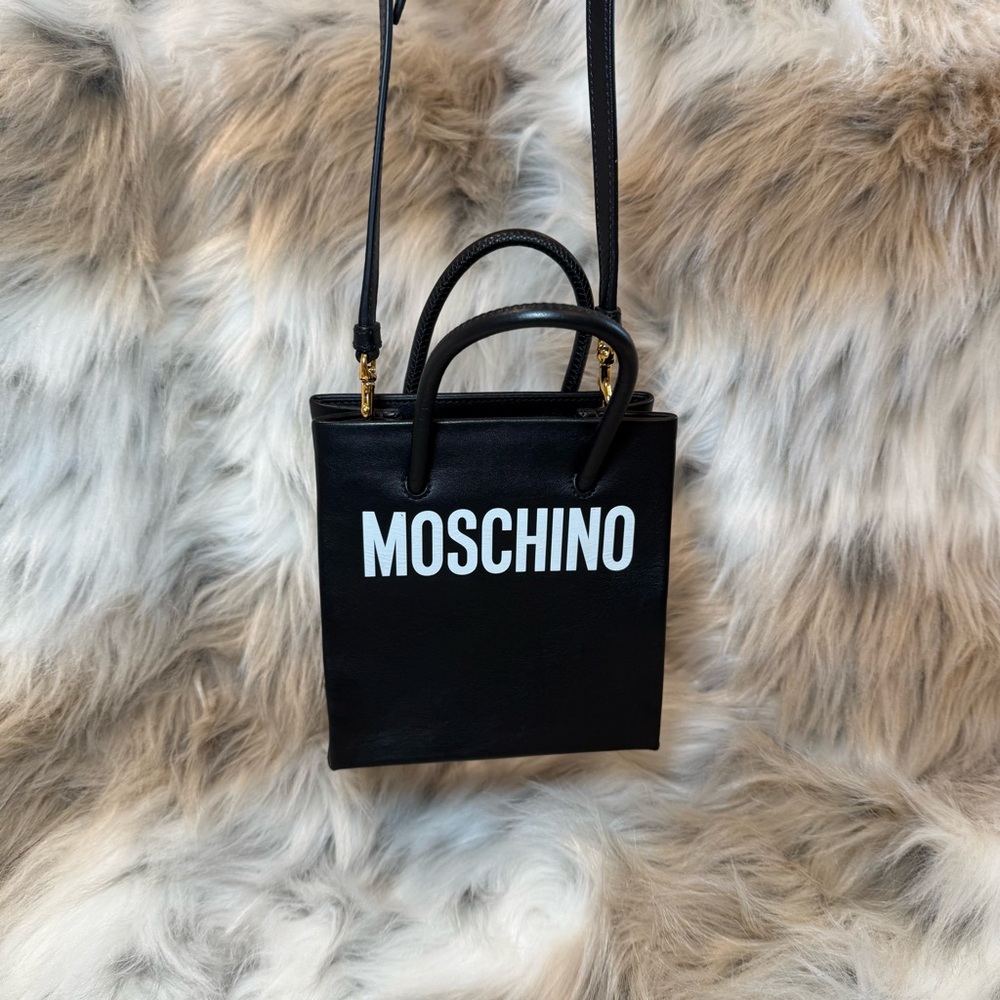 Moschino Mini Tote Bag in Black - Removable Crossbody strap ♥️